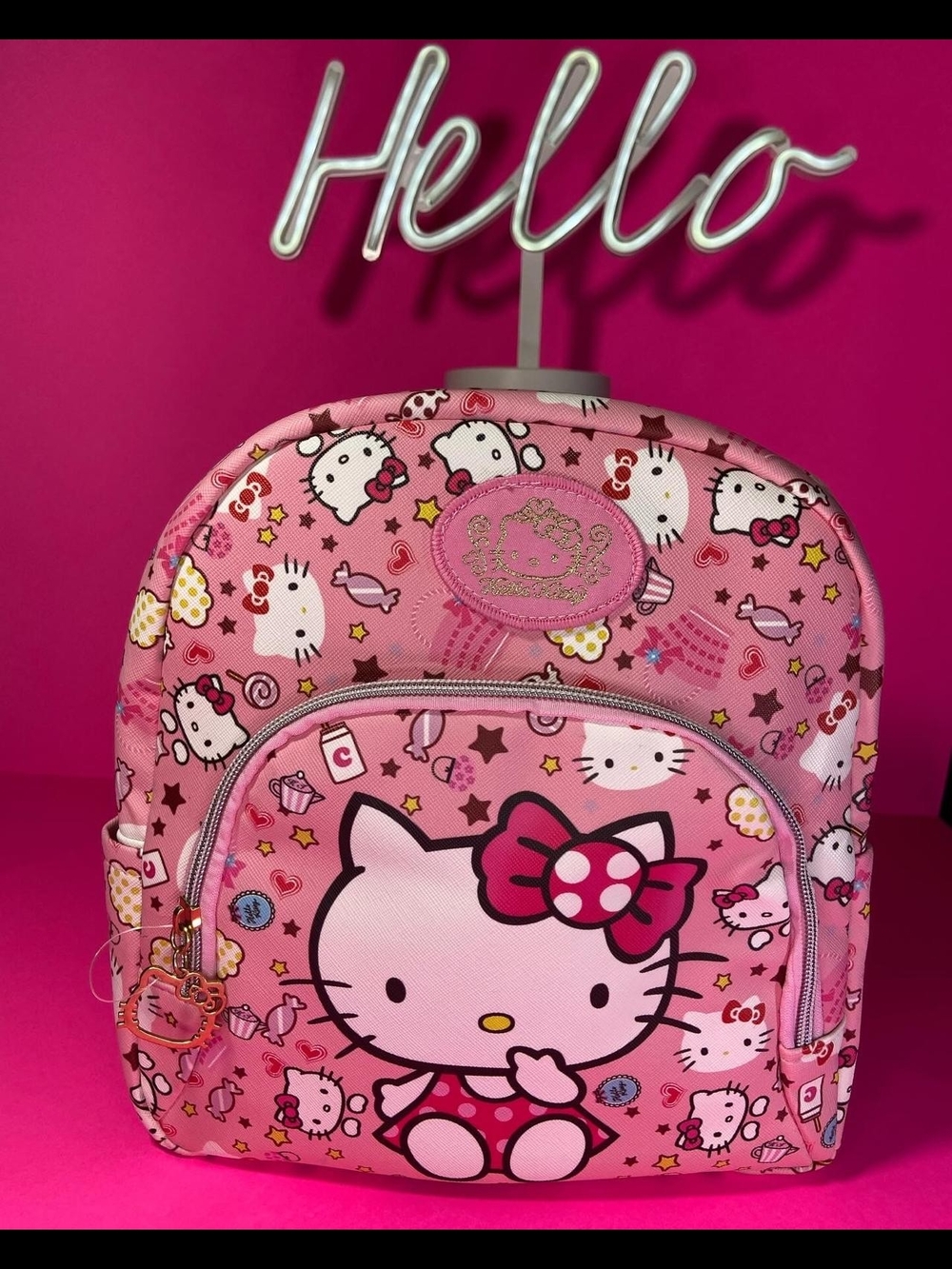 Hello Kitty Backpack - Picture 3 of 5